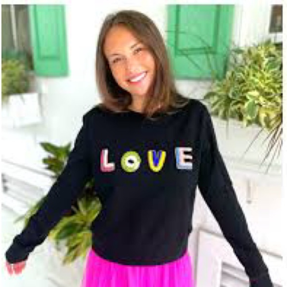 Endless Rose black sweatshirt with ‘love’ beaded on front size m NWT